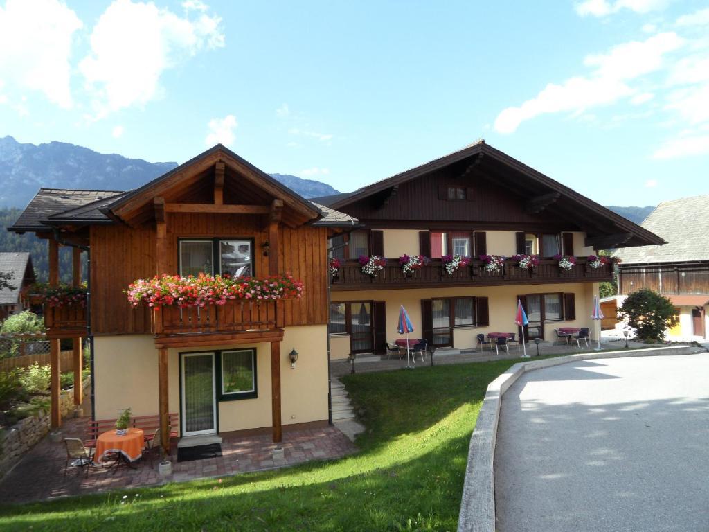 Hotel Gasthof Stenitzer Haus im Ennstal Exteriör bild